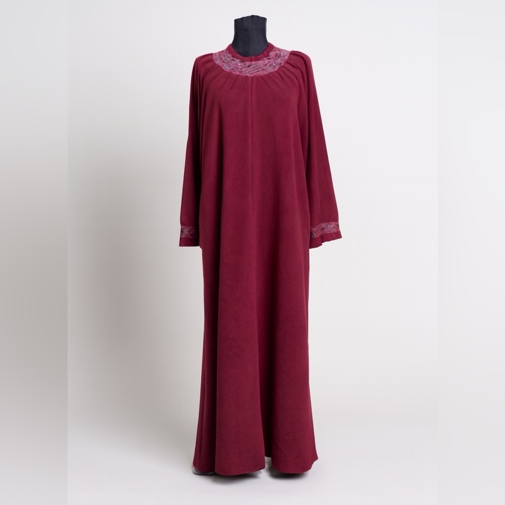 Vintage Vanity Fair Maroon Embroidered Flannel House Coat Robe